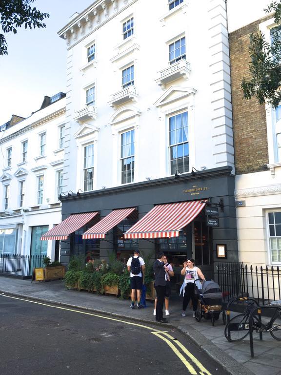 Victoria Station Apartment London Exterior photo