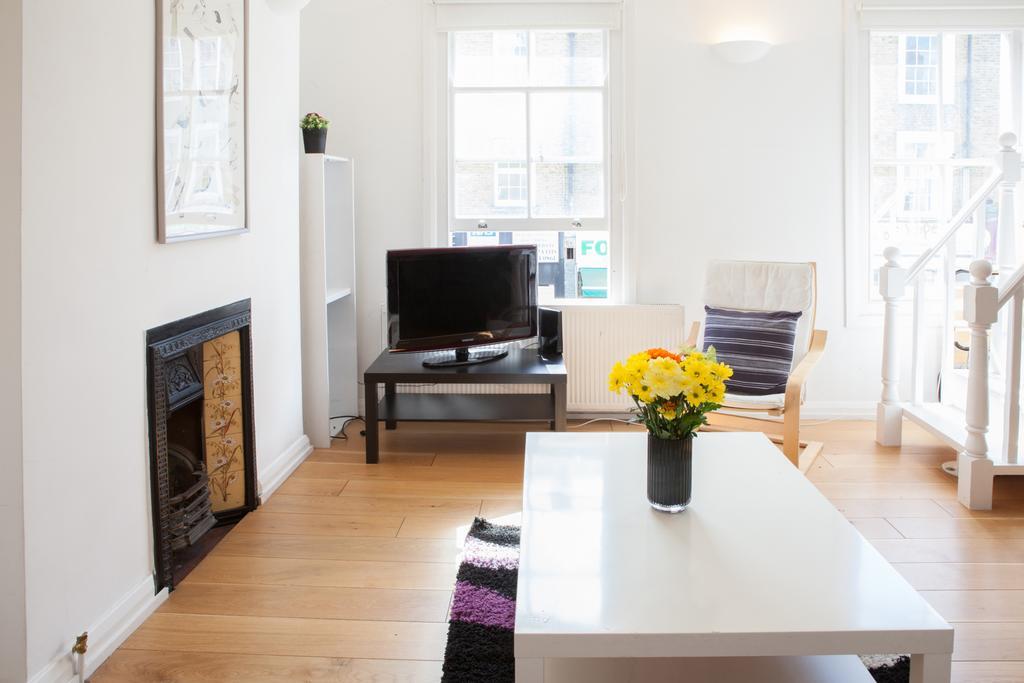 Victoria Station Apartment London Exterior photo