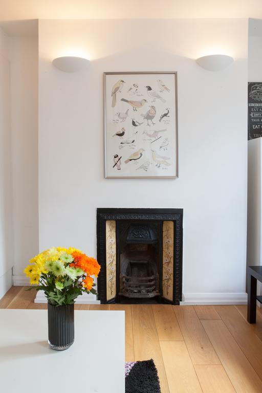 Victoria Station Apartment London Exterior photo
