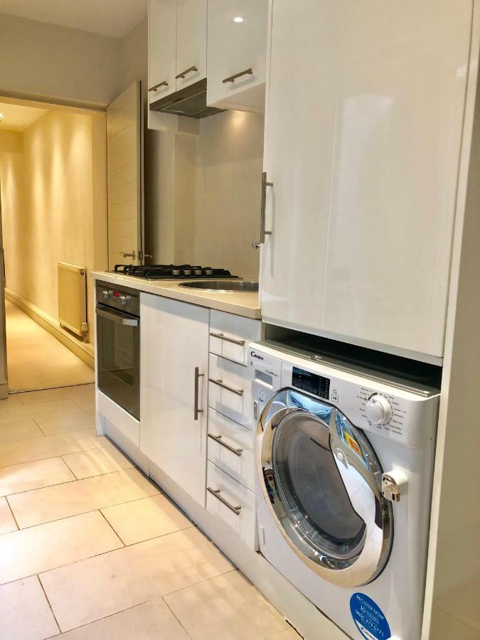 Victoria Station Apartment London Exterior photo